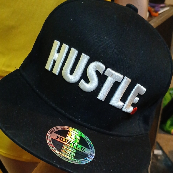 Black Hustle Snapback Hat - Picture 1 of 9